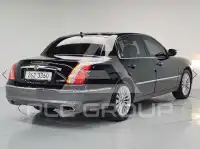 2010 KIA Opirus