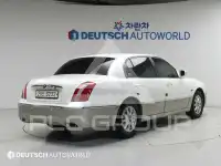 2010 KIA Opirus