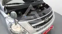 2010 Hyundai Starex