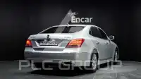 2010 Hyundai Equus