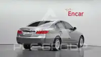 2010 Hyundai Genesis