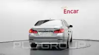 2011 BMW 520