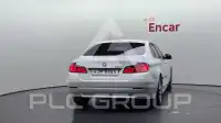 2011 BMW 528