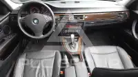 2011 BMW 320