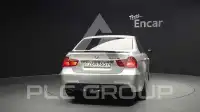 2011 BMW 320M