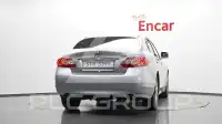 2011 Infinity M30