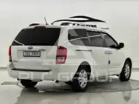 2011 KIA Carnival