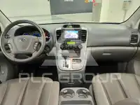 2011 KIA Carnival