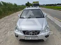 2011 KIA Carens