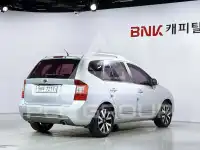 2011 KIA Carens