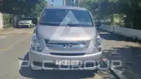 2011 Hyundai Starex