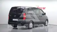 2011 Hyundai Starex