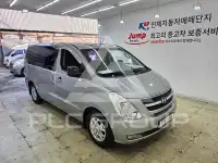 2011 Hyundai Starex