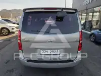 2011 Hyundai Starex