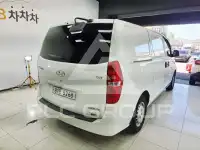 2011 Hyundai Starex
