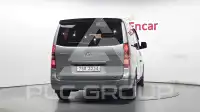 2011 Hyundai Starex