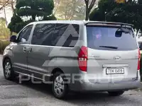 2011 Hyundai Starex