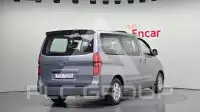 2011 Hyundai Starex