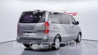 2011 Hyundai Starex