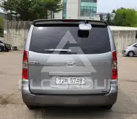 2011 Hyundai Starex