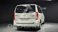 2011 Hyundai Starex