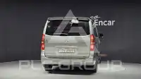 2011 Hyundai Starex