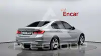 2012 BMW 320