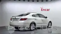 2012 GM Daewoo Alpheon