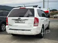 2012 KIA Carnival