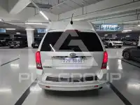 2012 KIA Carnival