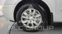 2012 KIA Carnival