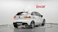 2012 KIA Pride