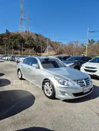 2012 Hyundai Genesis