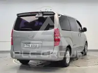 2012 Hyundai Starex
