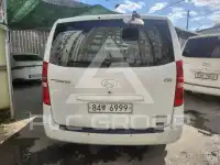 2012 Hyundai Starex