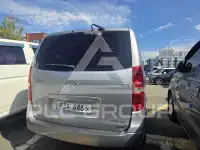 2012 Hyundai Starex