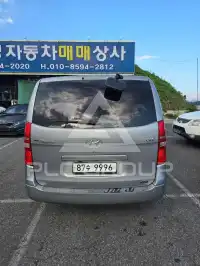 2012 Hyundai Starex
