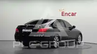 2012 Hyundai Equus