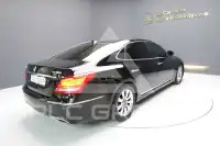 2012 Hyundai Equus