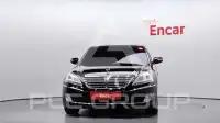 2012 Hyundai Equus