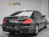 2012 Hyundai Equus