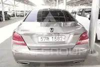 2012 Hyundai Equus