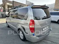 2012 Hyundai Grand Starex
