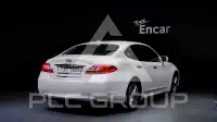 2012 Infinity M30