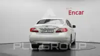2013 Infinity M30