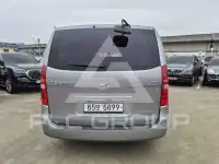 2013 Hyundai Starex