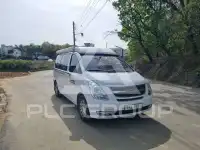 2013 Hyundai Starex