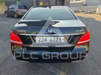 2013 Hyundai Equus