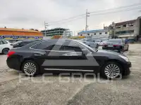 2013 Hyundai Equus
