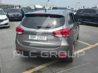 2014 KIA Carens
